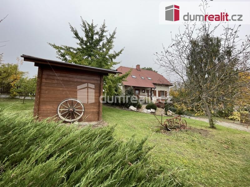 Prodej, rodinný dům, 260 m2, Holasovice-Loděnice