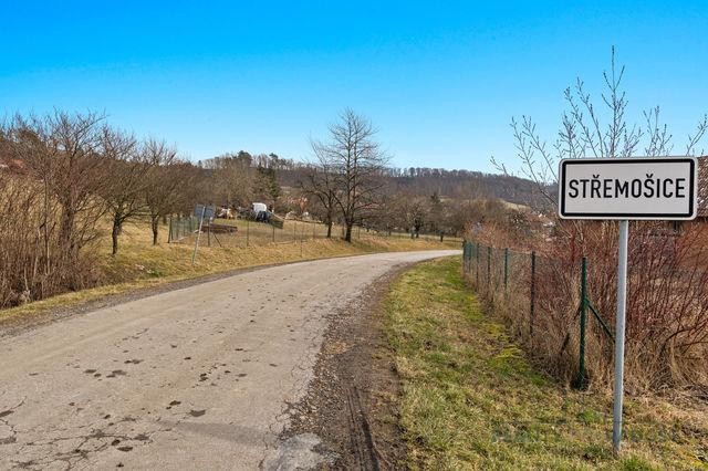 Prodej stavebního pozemku, 1585m2, Střemošice