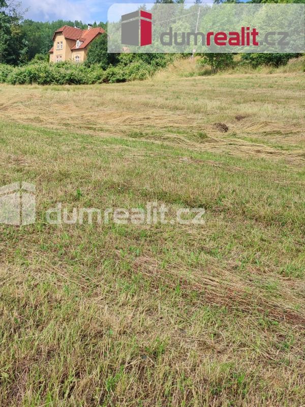 prodej pozemku určeného k výstavně rodinného domu, ul. Lomená, Děčín - Chmelnice