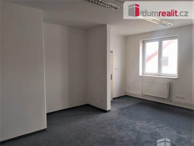 Pronájem čtyř kanceláří o celkové ploše 59 m2, Lysá nad Labem