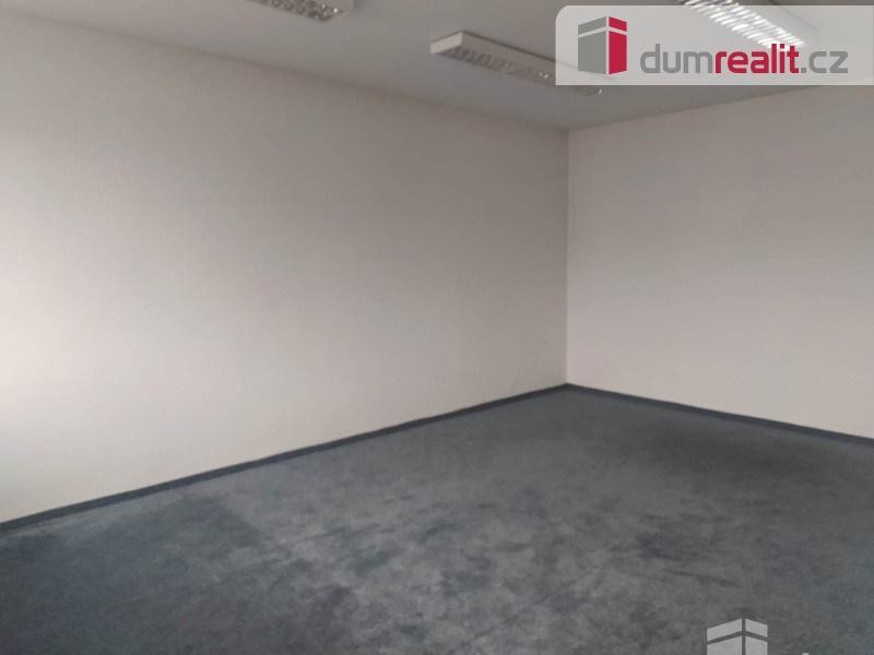 Pronájem čtyř kanceláří o celkové ploše 59 m2, Lysá nad Labem