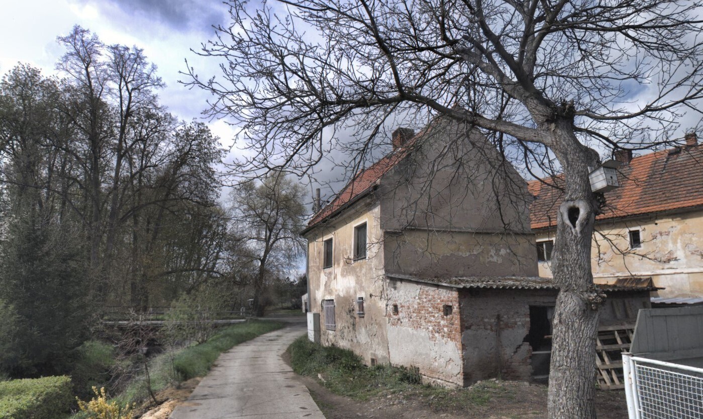 Rodinný dům, Mlýnce, podíl 1/2