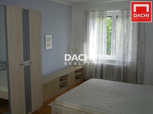 Pronájem zařízeného cihlového bytu po rekonsktrukci, 3+1, 75 m², Olomouc, ulice tř. Míru