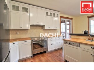 Prodej rodinného domu 4kk+2, 134 m² + pavlač 31 m² + 146,5 m² suterén + 49 m² garáž, Laškov
