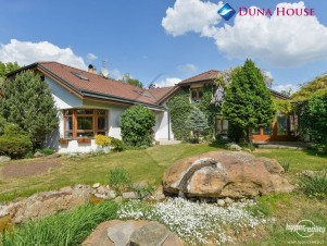 Prodej rodinného domu 7+1, s bazénem, Úhonice, Praha - západ.