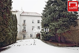 Exkluzivní prodej spoluvlastnického podílu ve výši 1/2 v bytovém domě, ul. 1.máje v centru Olomouce