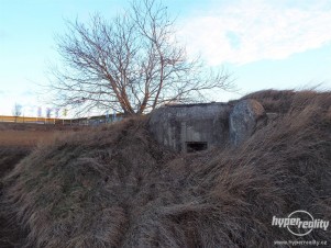 77220617 (VS): Znojemsko – bunkr s pozemkem („řopík“) SLO VEČ 430OL, k.ú. Znojmo-Louka.