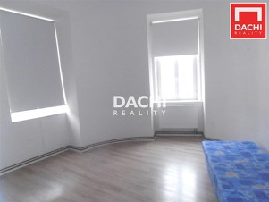 Pronájem nezařízeného cihlového bytu 2+kk, 40 m², Olomouc, ul. Denisova