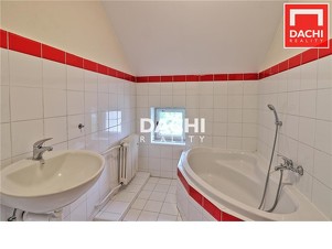 Prodej RD 6+2 se zahradou 644 m² v Hlubočkách u Olomouce