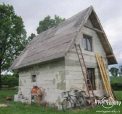 RD nezapsaný v KN se zahradou, Bohušov, 01.jpg