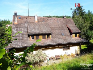 Nabízíme RD 4+1, 180 m2, rozlehlý pozemek 8.064 m2, Vlkovec, Chocerady, okr. Benešov