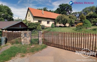 Rodinný dům 4+KK, 137 m2, Bukovany u Týnce nad Sázavou.