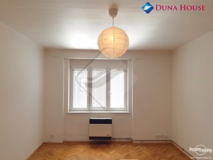 Prodej bytu 1+kk, 32 m2, Praha 10 - Strašnice
