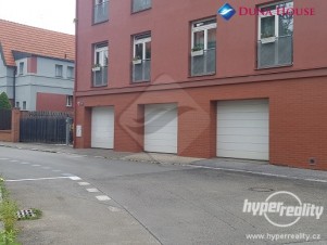 Prodej dvojgaráže, Praha 5 - Motol, 43,90m2