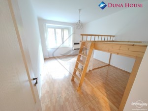 Prodej bytu 2+1 • 41 m², Křížová, Praha - Smíchov