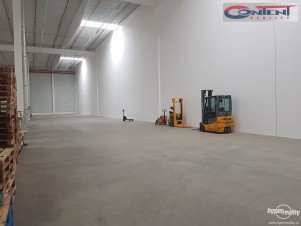 Pronájem skladu 860 m2, Olomouc, Hněvotín